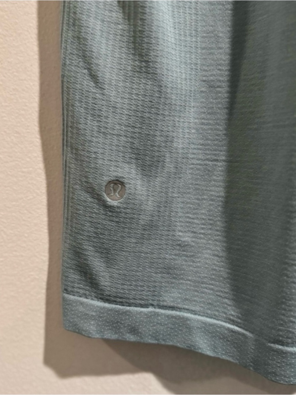 Lululemon Metal Vent Tech Blue Performance Tee Men’s Large - Picture 3 of 3